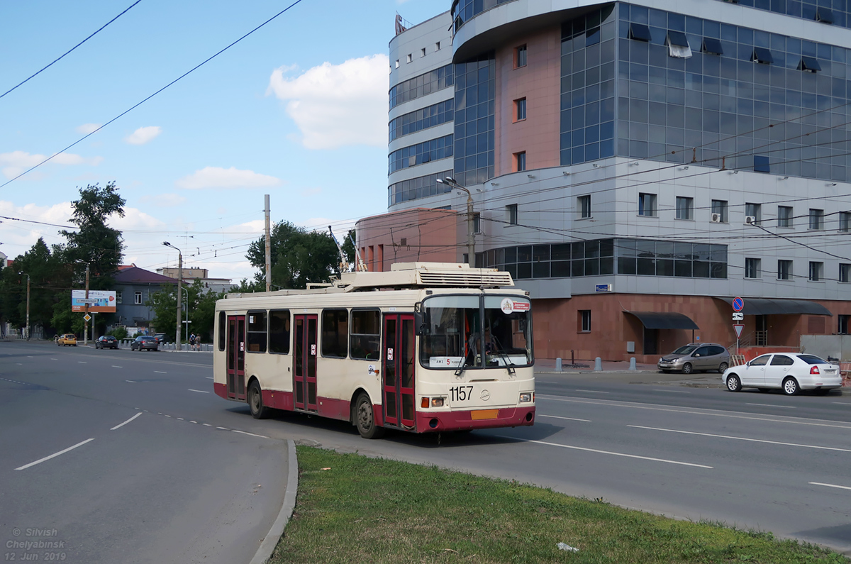 Челябинск, ЛиАЗ-5280 (ВЗТМ) № 1157