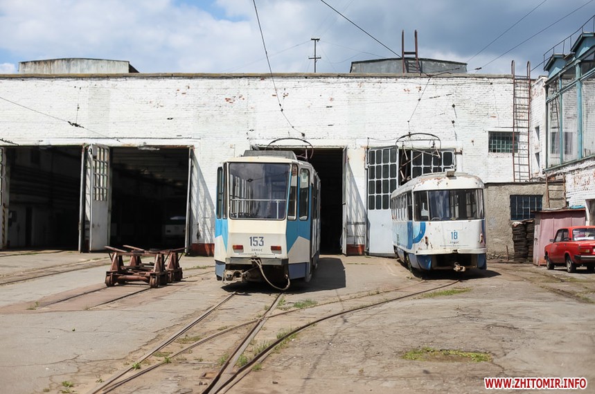 Житомир, Tatra KT4SU № 153; Житомир, Tatra T4SU № 18