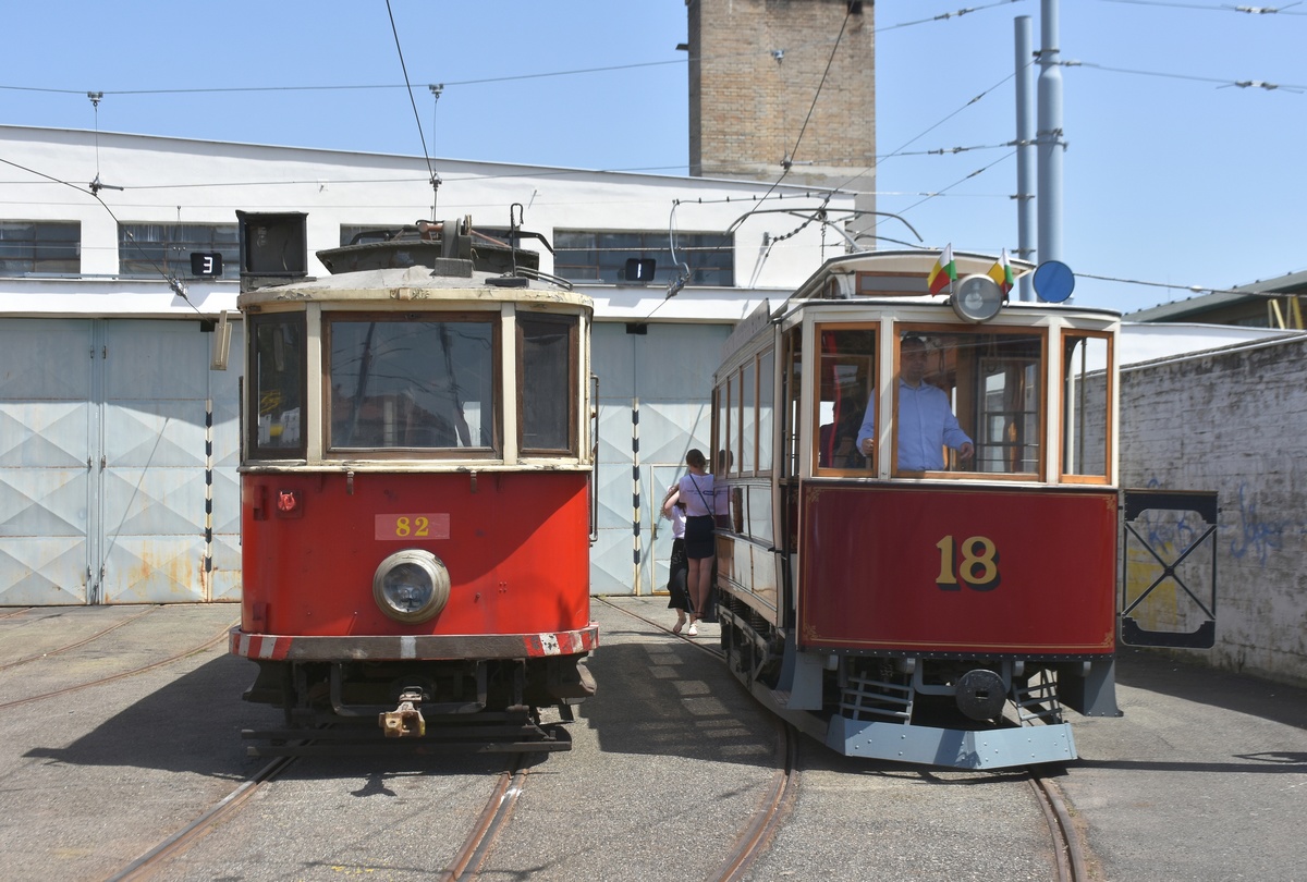 Пльзень, Ringhoffer DSM № 82; Пльзень, Двухосный моторный Křižík № 18; Пльзень — Празднование 120-летия общественного транспорта в Пльзене Пльзень, Ringhoffer DSM № 82; Пльзень, Двухосный моторный Křižík № 18; Пльзень — Празднование 120-летия общественного транспорта в Пльзене