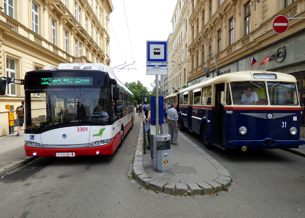 Брно, Škoda 26Tr Solaris III № 3301; Брно, Škoda 7Tr4 № 31; Брно — Dopravní nostalgie 2019