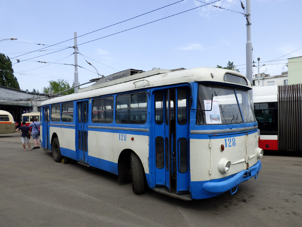 Brno, Škoda 9TrHT28 № 3136; Brno — Dopravní nostalgie 2019