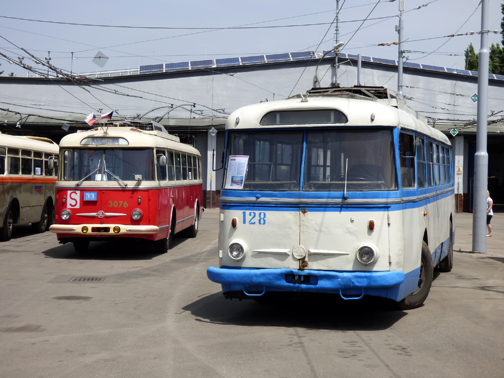 Брно, Škoda 9TrHT28 № 3136; Брно, Škoda 9Tr17 № 3076; Брно — Dopravní nostalgie 2019