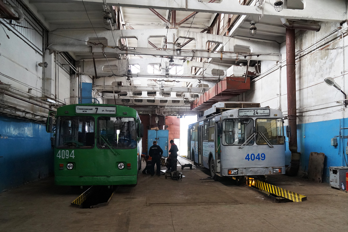 Новосибирск, ЗиУ-682Г-012 [Г0А] № 4094; Новосибирск, СТ-682Г № 4049