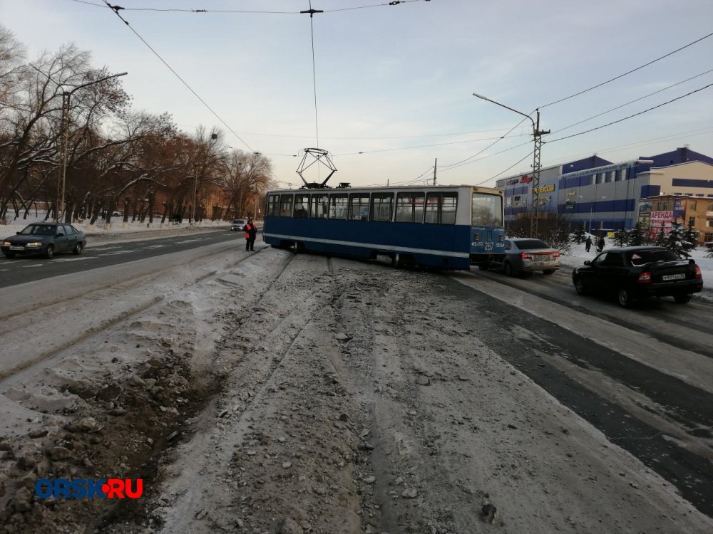 Орск, 71-605 (КТМ-5М3) № 287; Орск — Происшествия