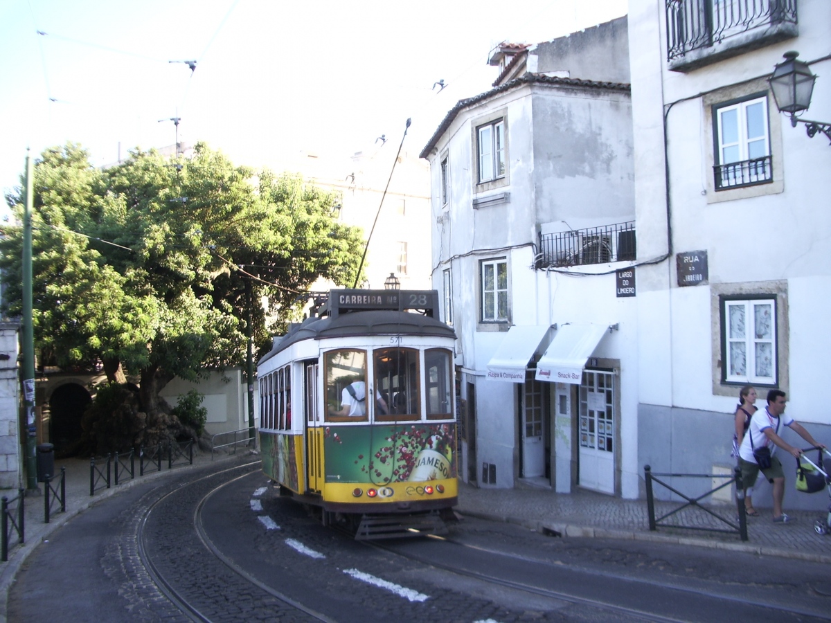 ლისაბონის აგლომერაცია, Carris 2-axle motorcar (Remodelado) № 571