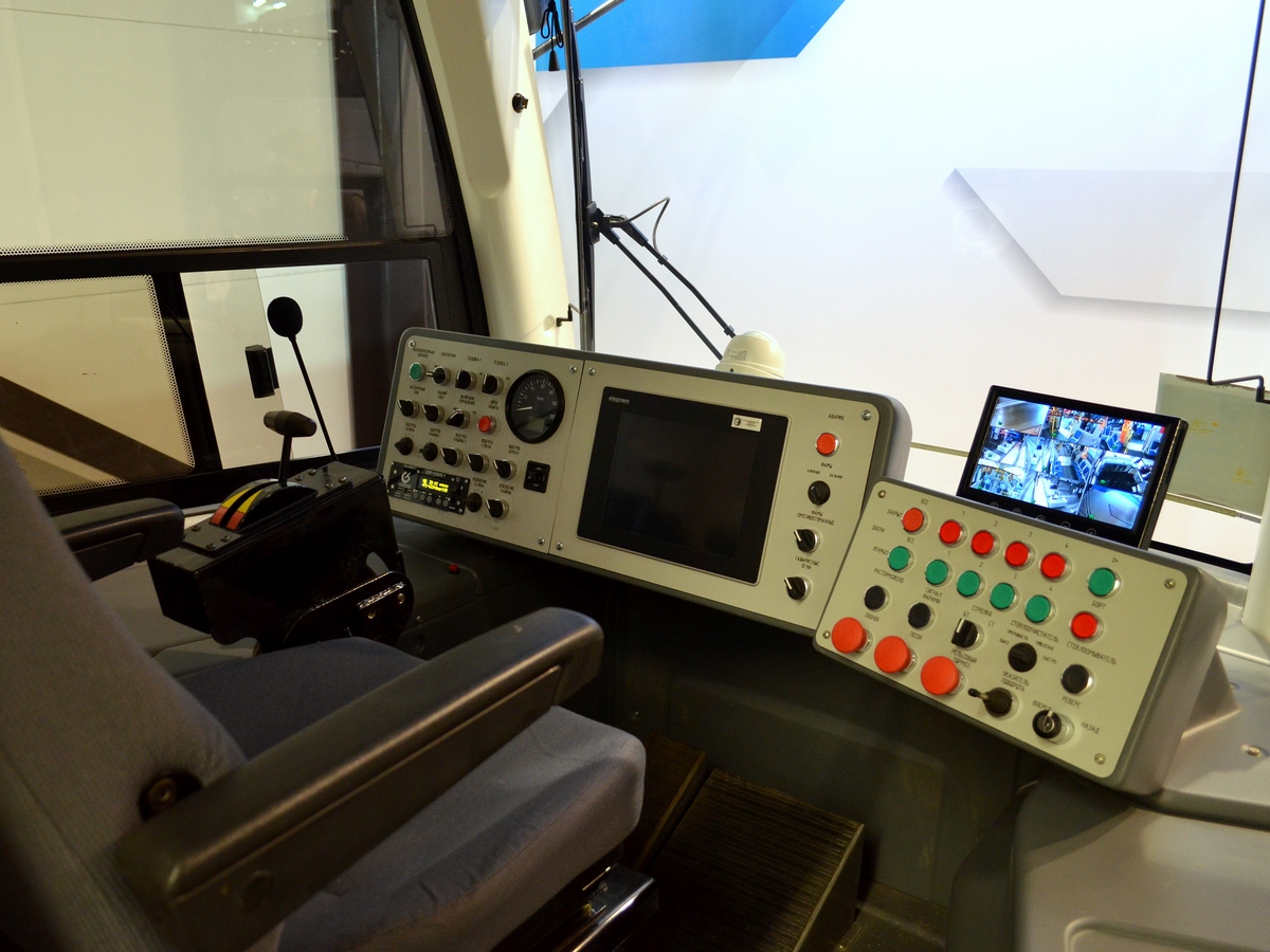 Санкт-Петербург, 71-633 № б/н; Санкт-Петербург — IV Международный инновационный форум пассажирского транспорта «SmartTRANSPORT»; Санкт-Петербург — Новые трамвайные вагоны