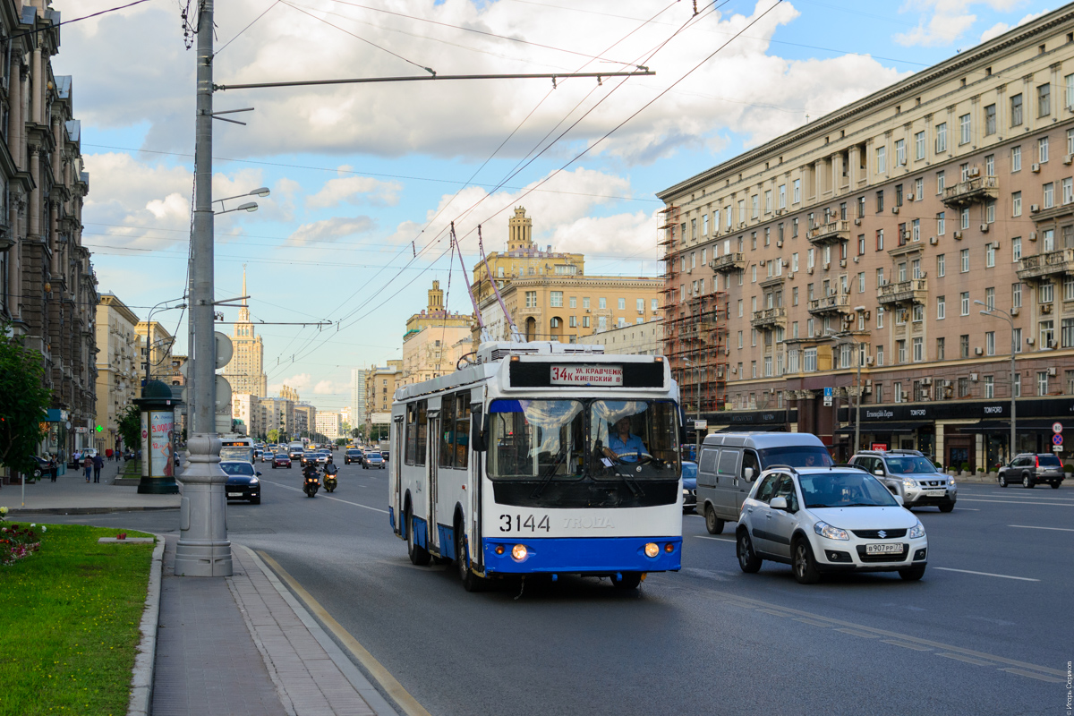 Москва, ЗиУ-682Г-016.02 (с широкой 1-й дверью) № 3144