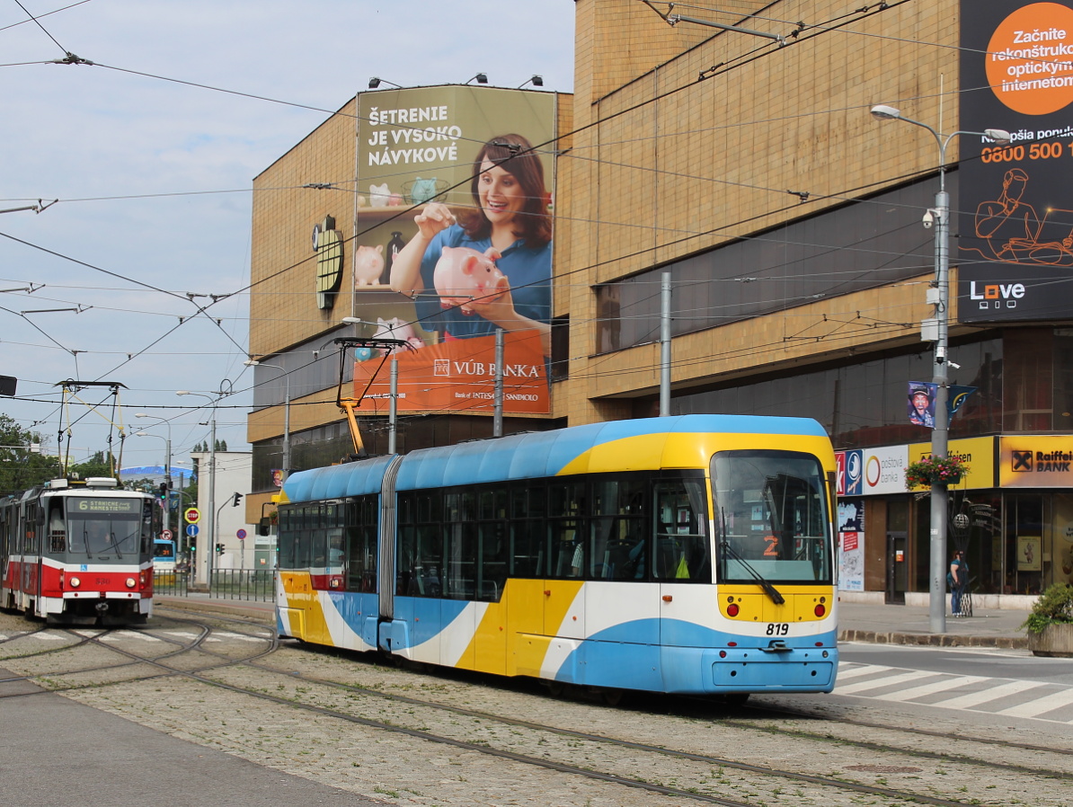 Кошице, Vario LF2+ № 819