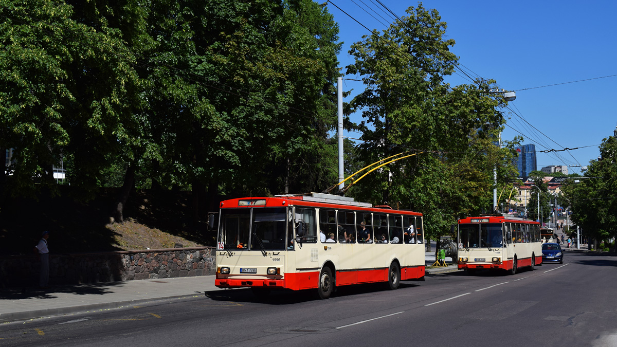 Вильнюс, Škoda 14Tr13/6 № 1596 Вильнюс, Škoda 14Tr13/6 № 1596
