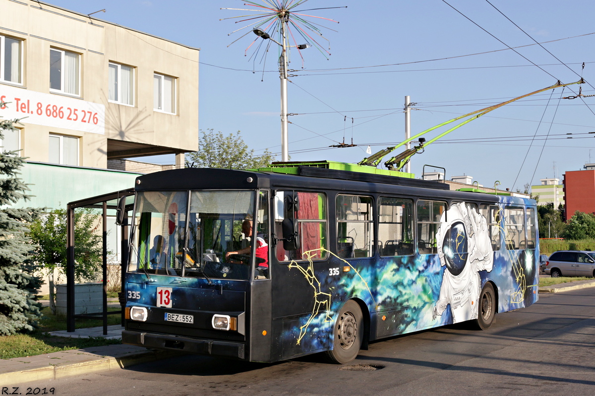 Каунас, Škoda 14Tr01 № 335