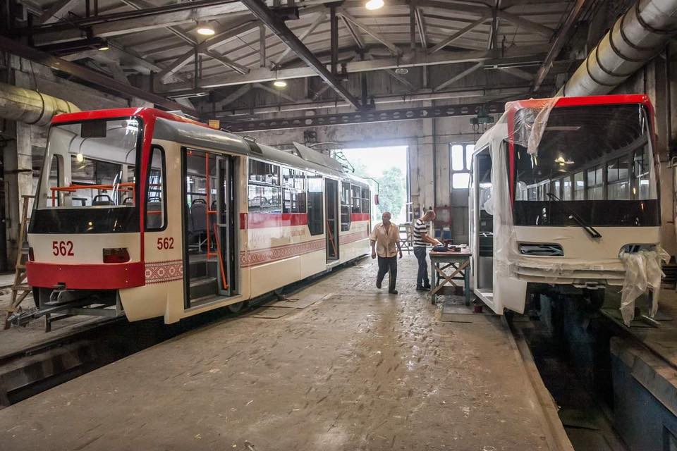 Запорожье, T-3UA-3-ЗП № 562; Запорожье, T-3UA-3-ЗП № 363