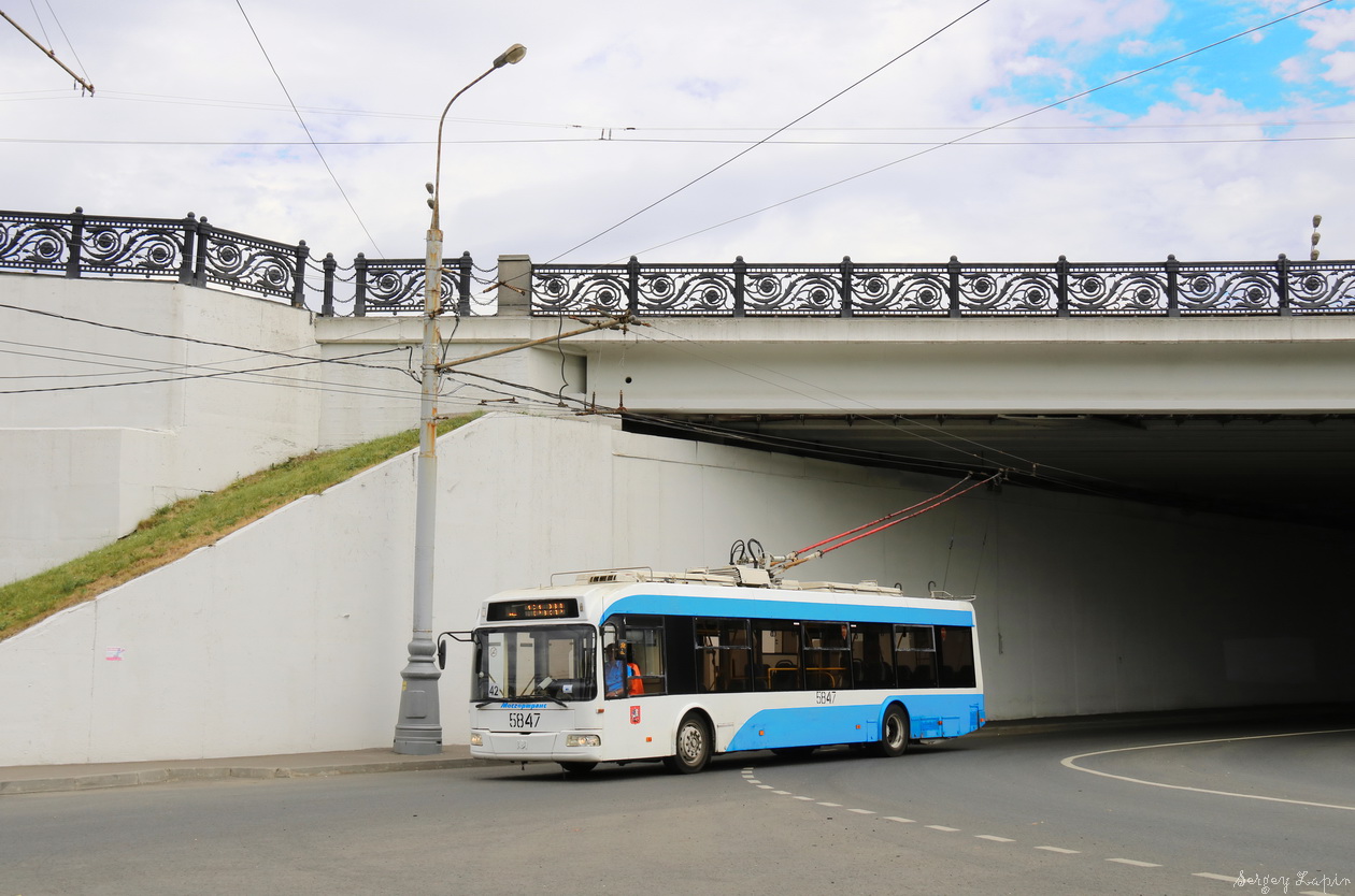 Moskva, BKM 321 № 5847