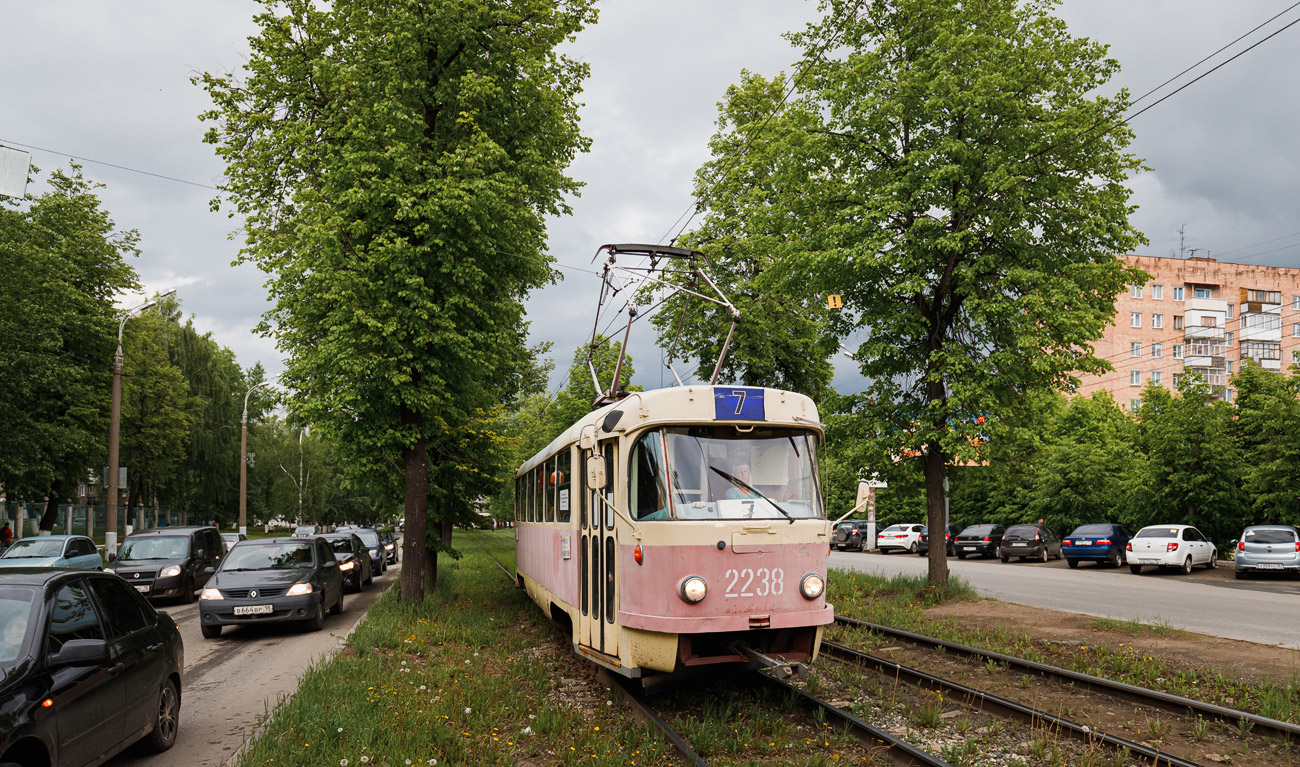 伊熱夫斯克, Tatra T3SU (2-door) # 2238