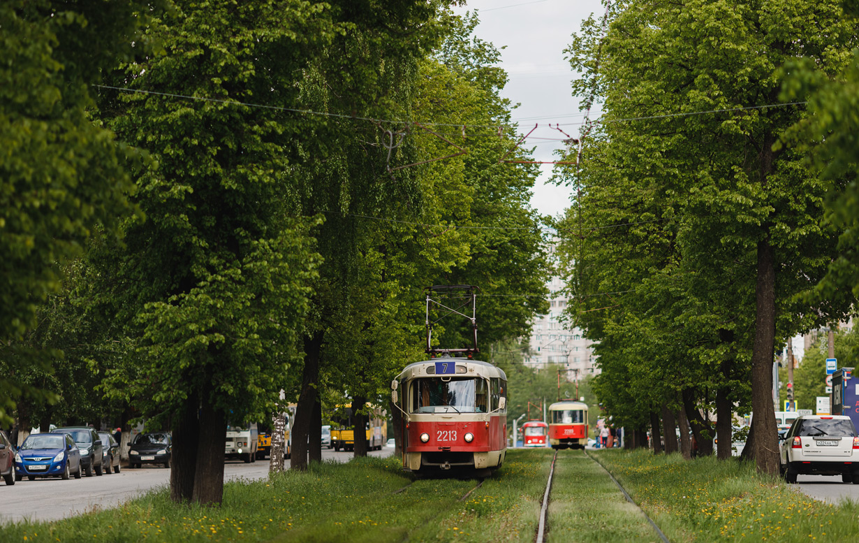 Iževsk, Tatra T3SU (2-door) č. 2213