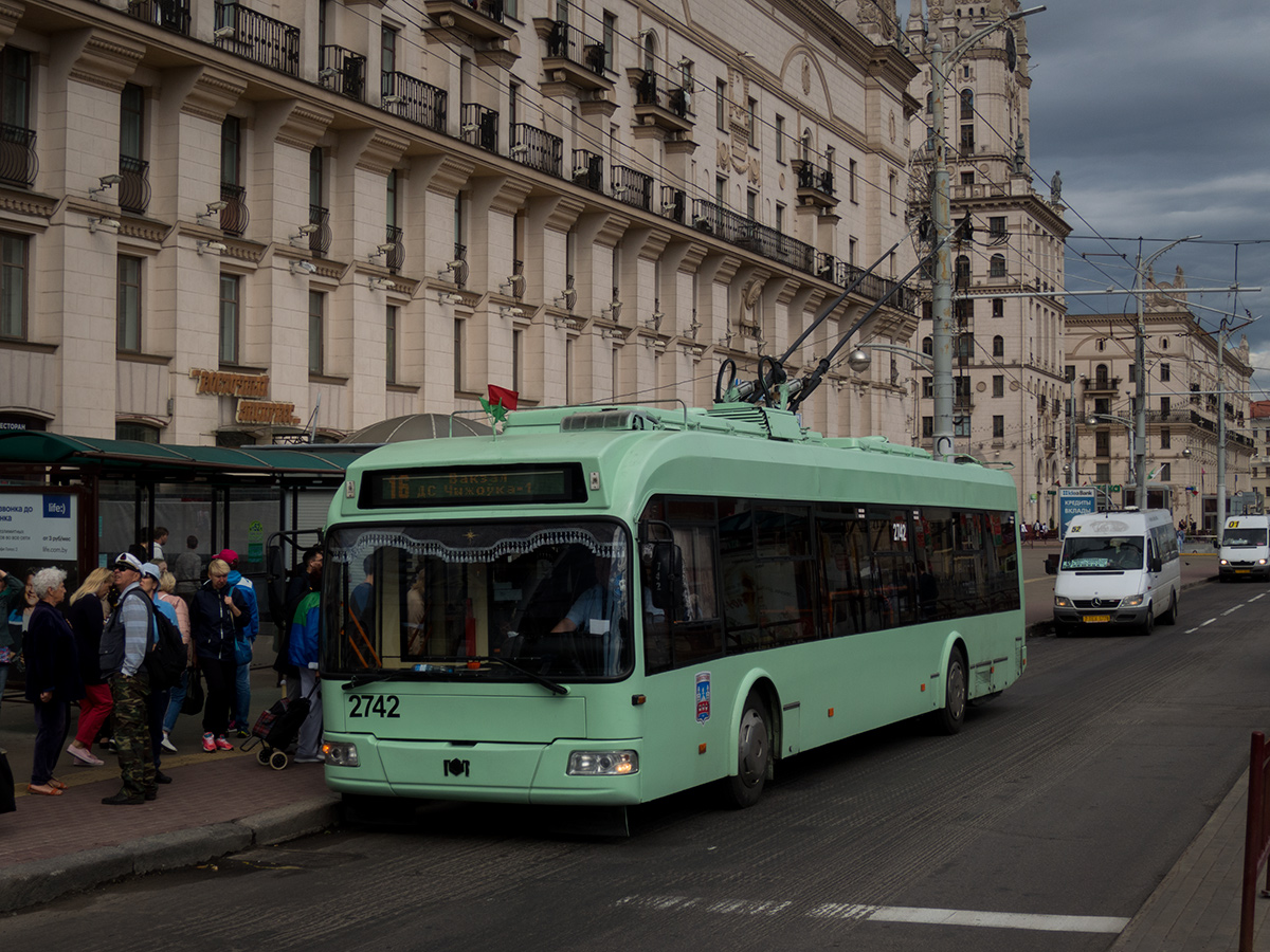 Минск, БКМ 321 № 2742