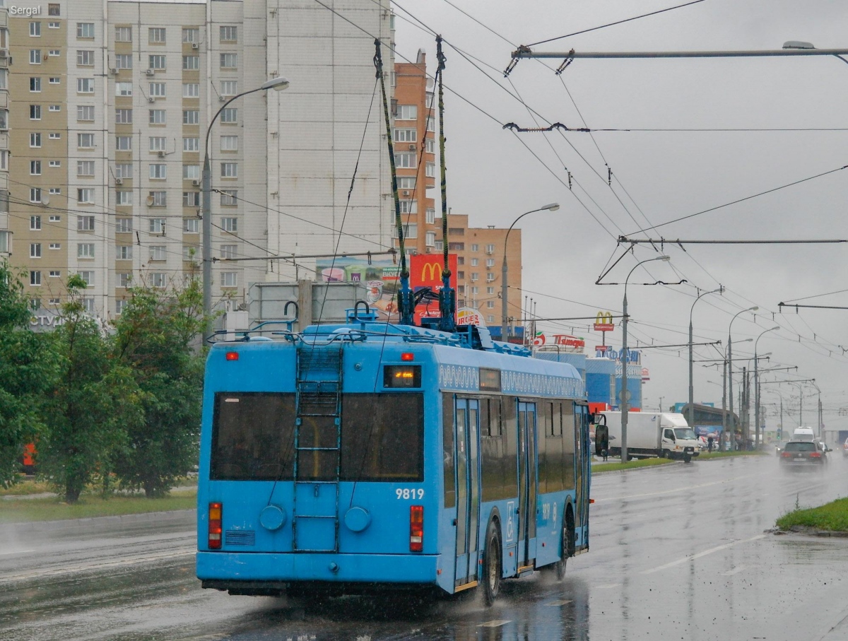Масква, БКМ 321 № 9819