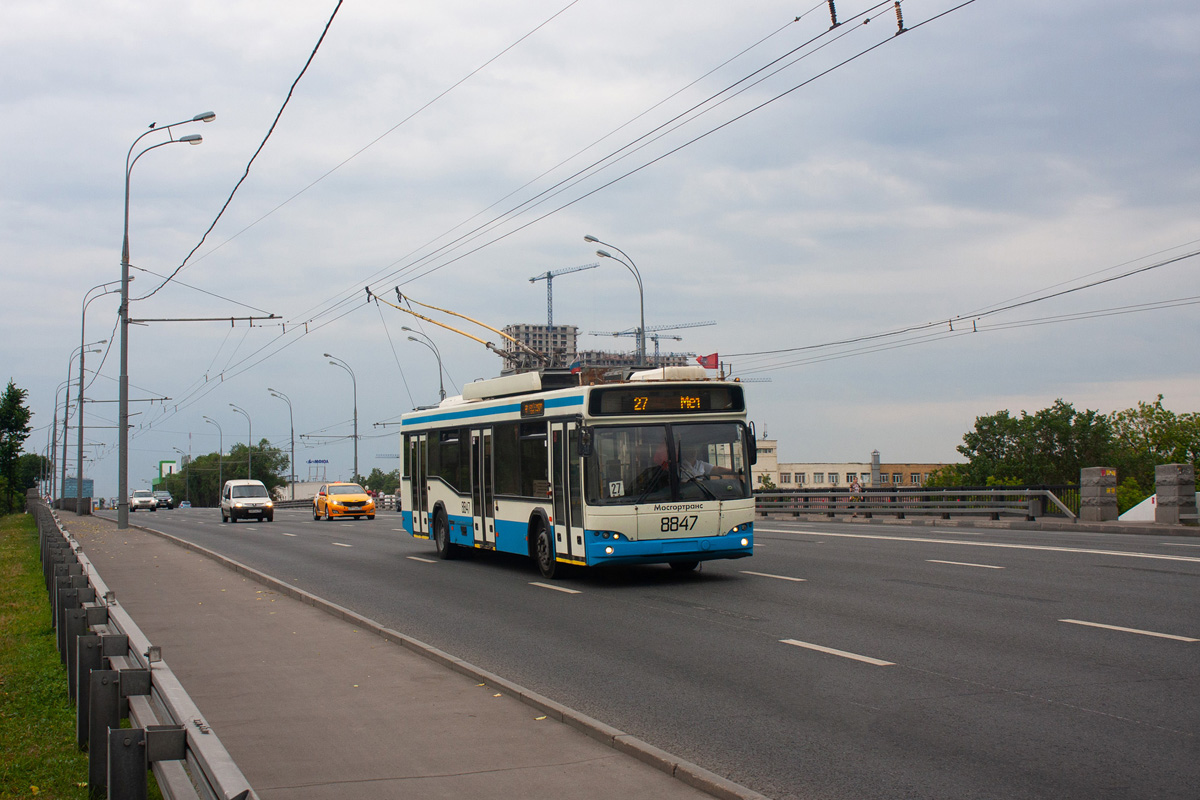 Moskwa, SVARZ-MAZ-6235.00 Nr 8847