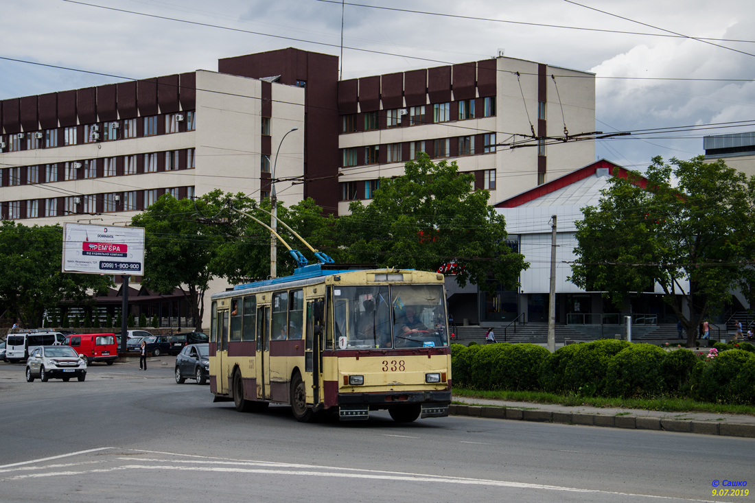 Czerniowce, Škoda 14Tr07 Nr 338; Czerniowce — Repair of Nezalezhnosti avenue, changing the route of routes 1, 5, 11.