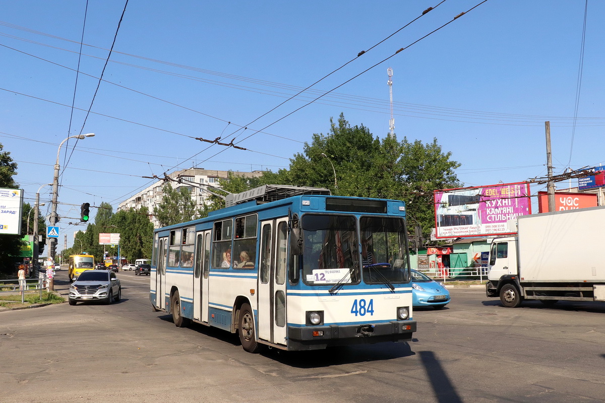 Херсон, ЮМЗ Т2 № 484