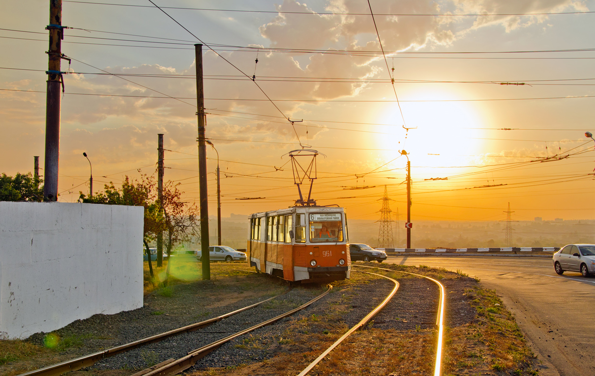 Мариуполь, 71-605 (КТМ-5М3) № 961