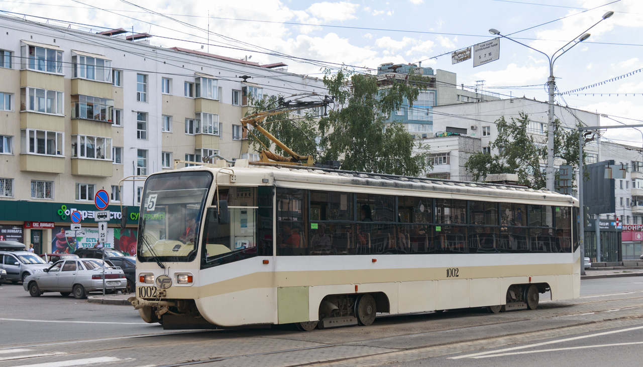 Уфа, 71-619А № 1002