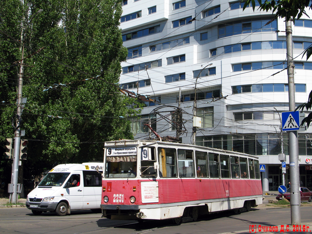 Саратов, 71-605 (КТМ-5М3) № 2251