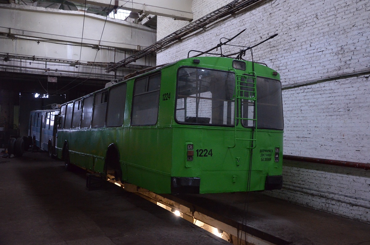 Житомир, ЗиУ-682В [В00] № 1224