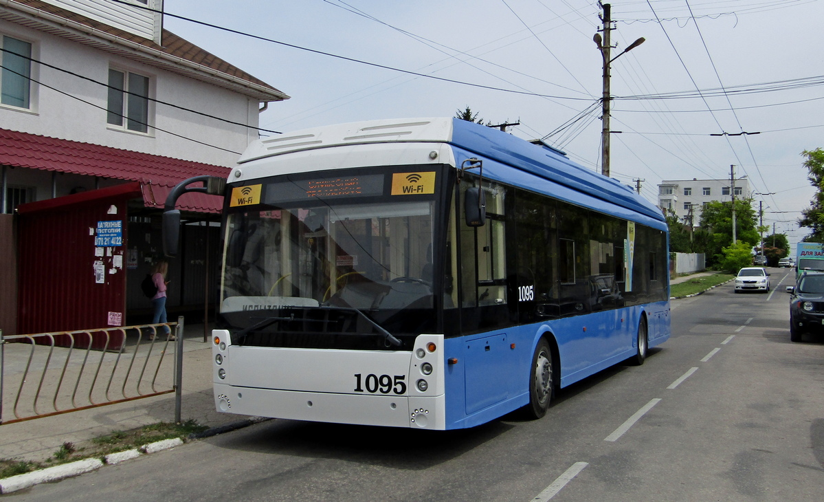 Севастополь, Тролза-5265.03 «Мегаполис» № 1095