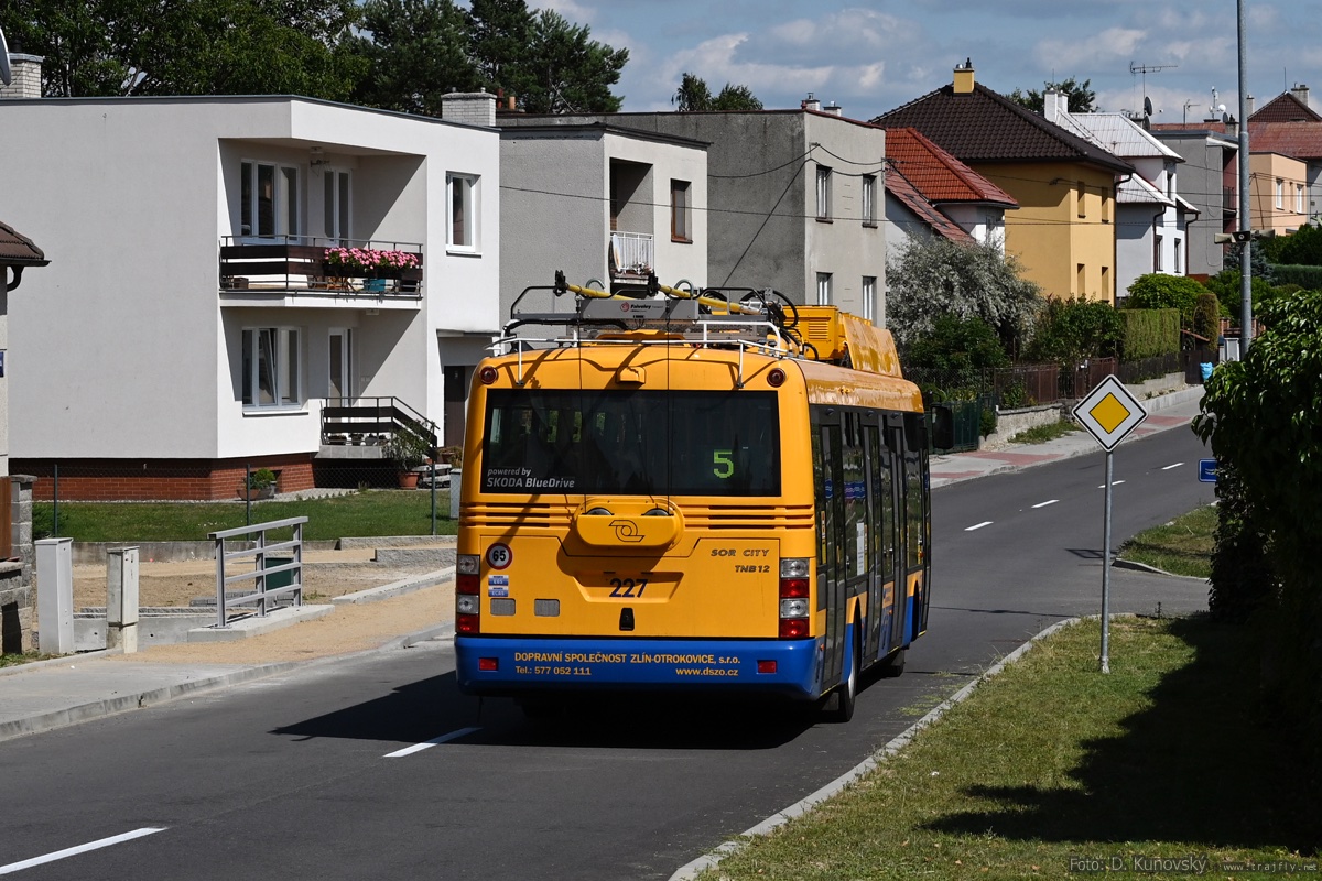 Злин, Škoda 30Tr SOR № 227