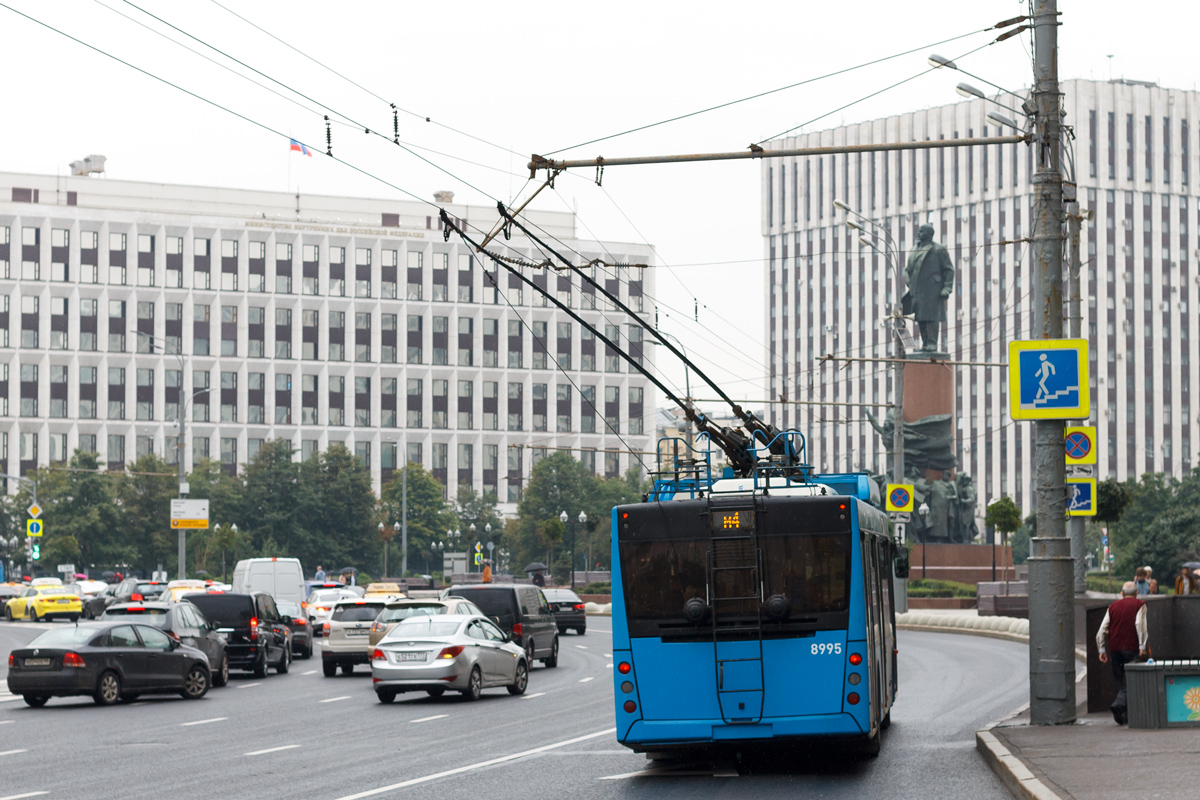 Moszkva, SVARZ-MAZ-6275 — 8995