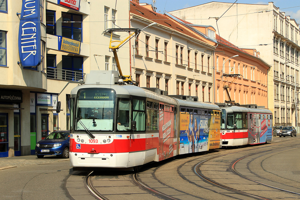 Брно, Vario LF2R.E № 1093; Брно, Vario LFR.E № 1580