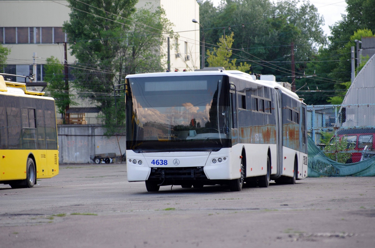 Киев, ЛАЗ E301D1 № 4638