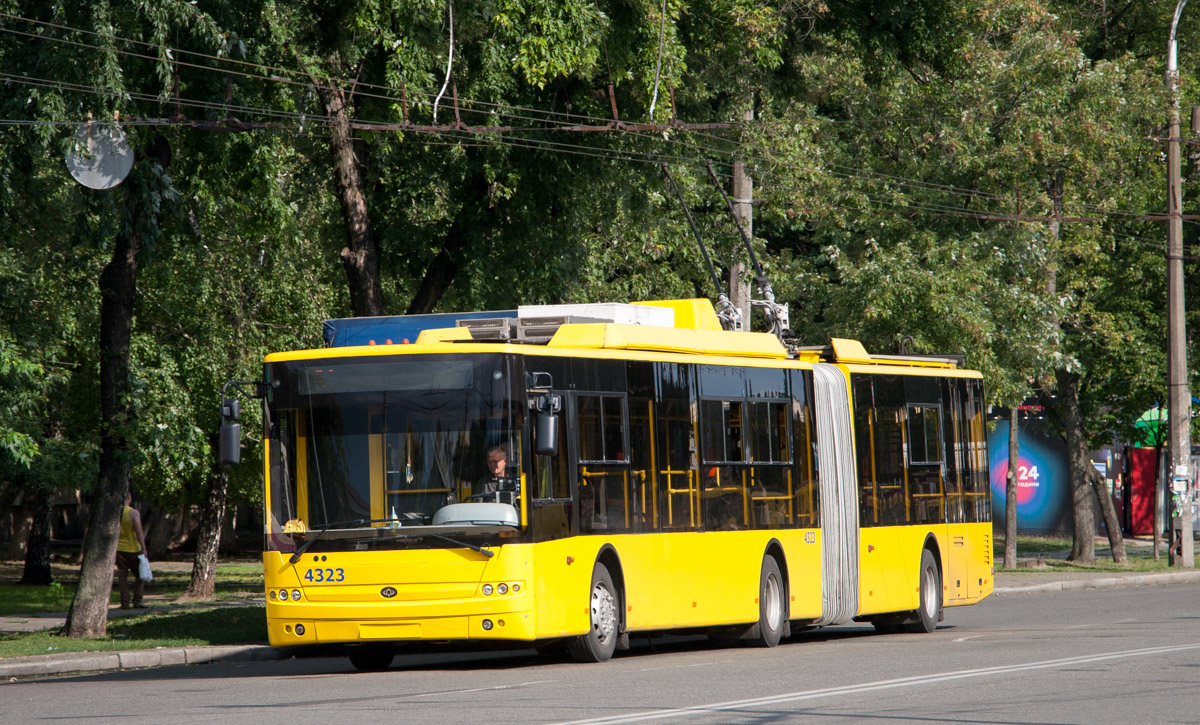 Киев, Богдан Т90110 № 4323