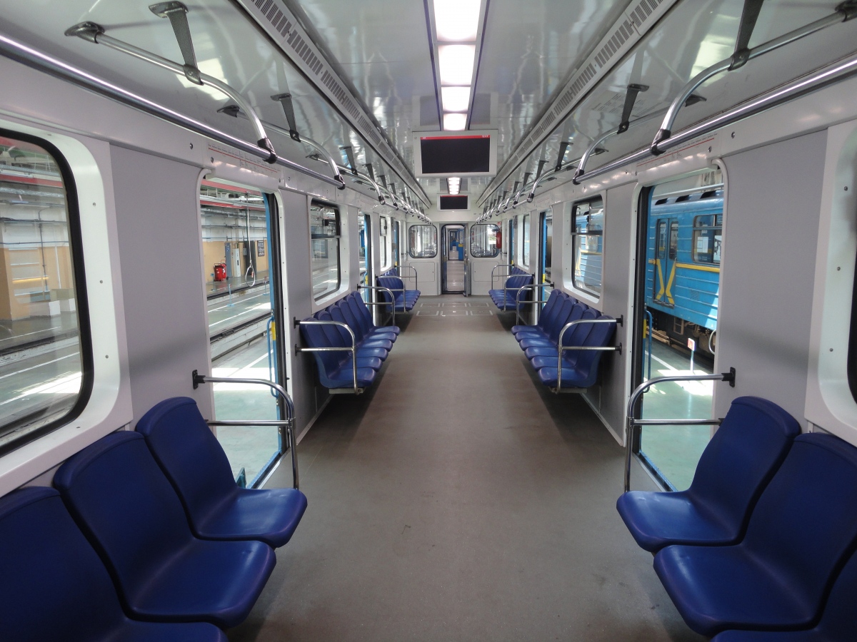 Kyjev, E-KM-Gb (81-7080) č. 7189