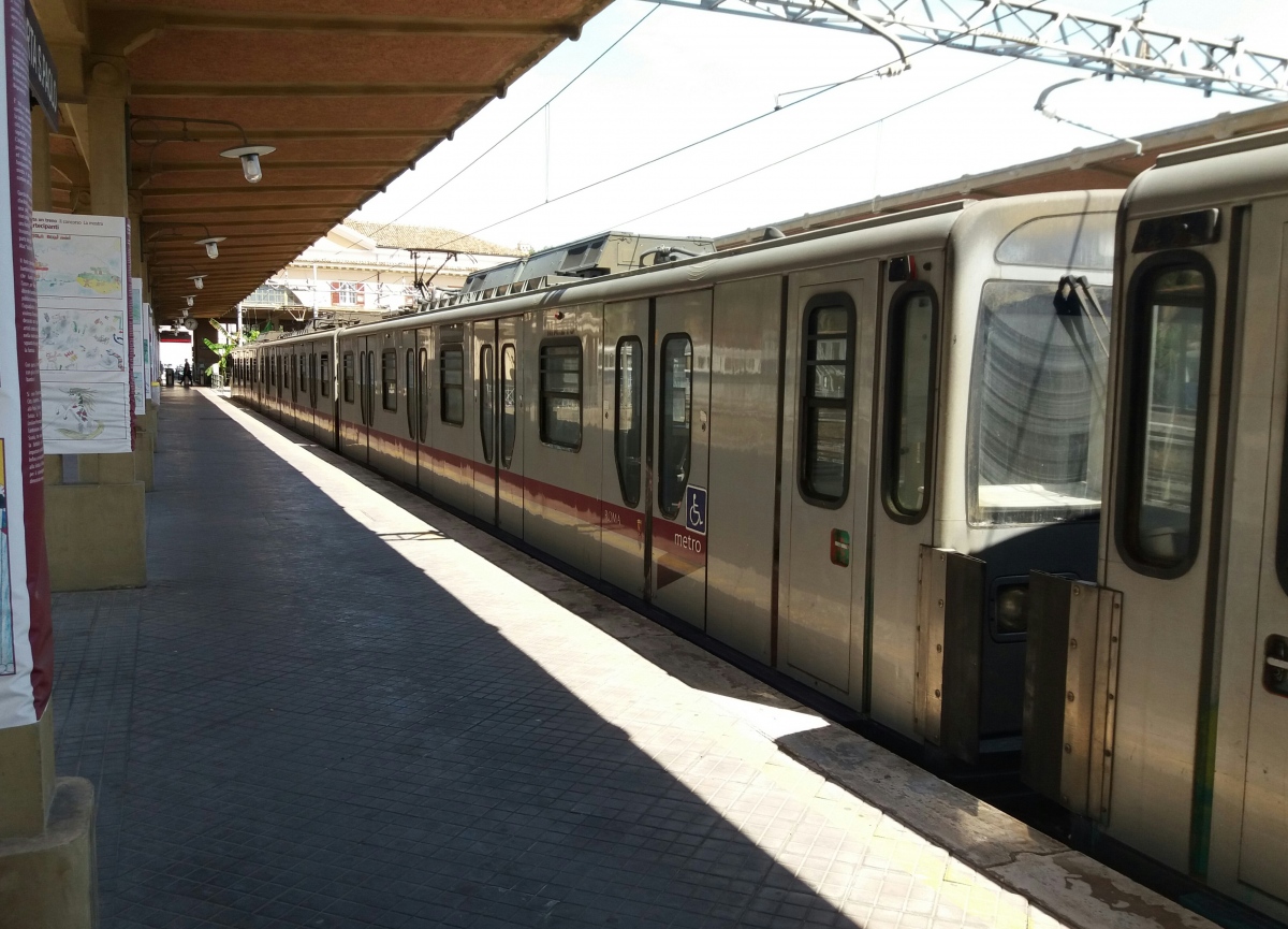 Rom, AnsaldoBreda HRV Nr. MA219; Rom, AnsaldoBreda HRV Nr. RA210