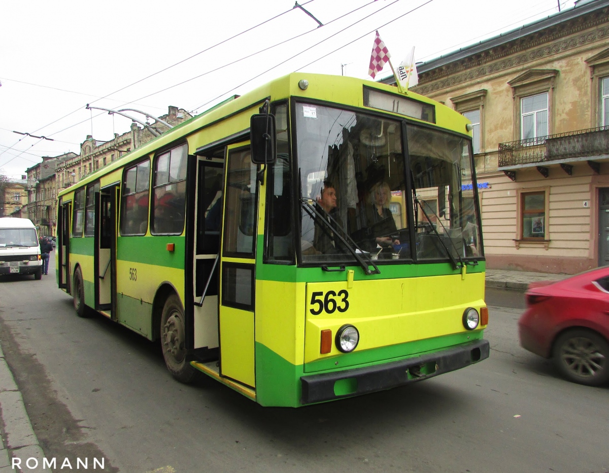 Львов, Škoda 14Tr89/6 № 563
