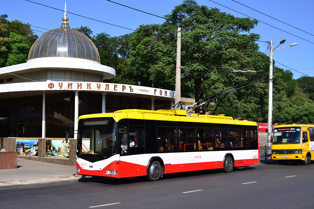 Одесса, БКМ 321 № 0033