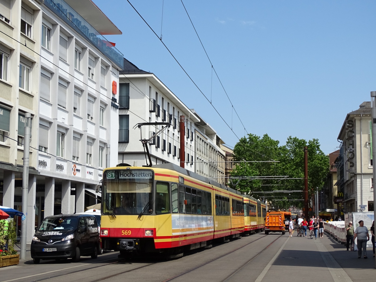 Karlsruhe, Duewag GT8-80C Nr. 569
