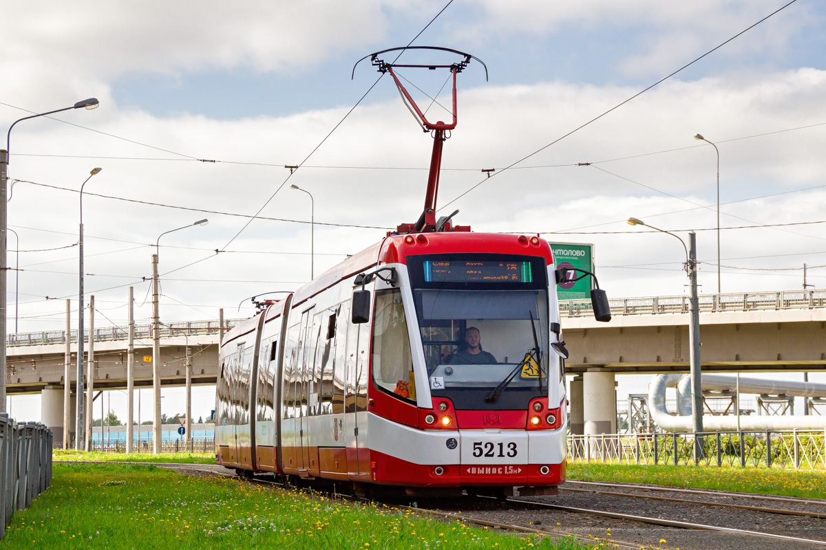Санкт-Петербург, БКМ 84300М № 5213