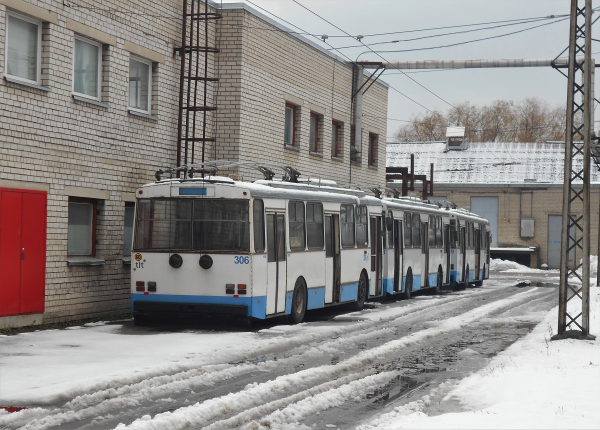 Таллин, Škoda 14Tr89/6 № 306