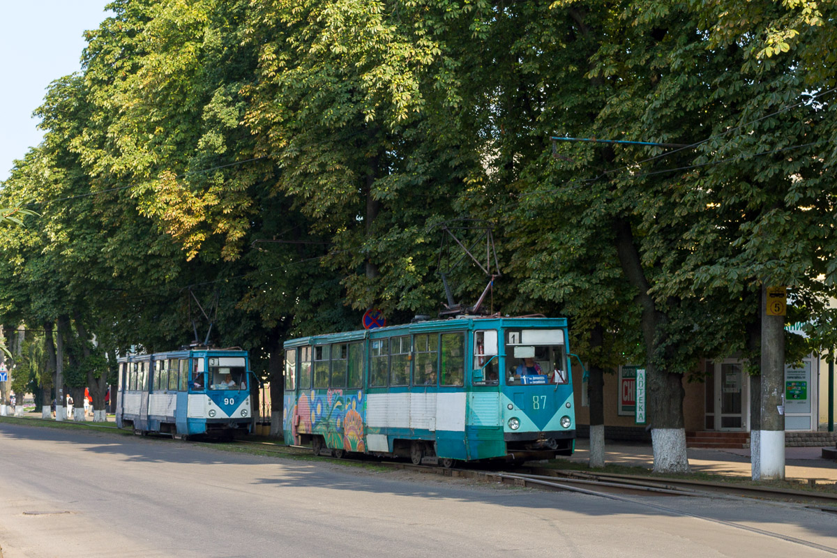 Konotop, 71-605 (KTM-5M3) Nr. 87; Konotop, 71-605 (KTM-5M3) Nr. 90