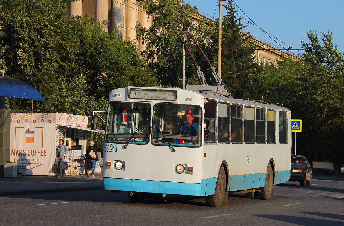 Екатеринбург, ЗиУ-682Г [Г00] № 521