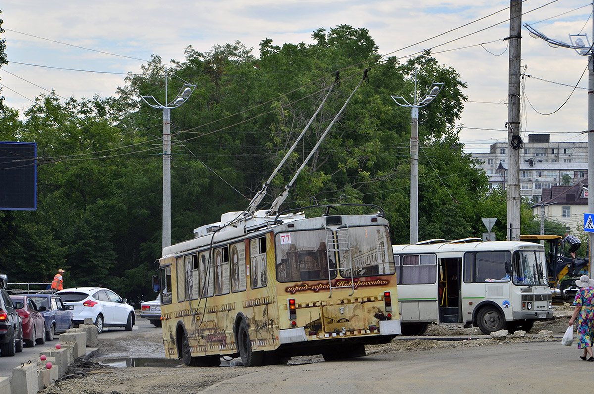 Новороссийск, ЗиУ-682Г-016.04 № 77