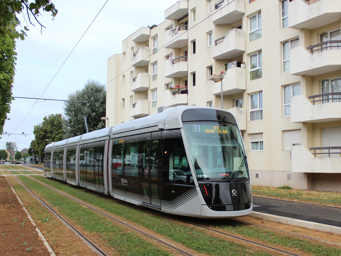 Кан, Alstom Citadis 305 № 1010