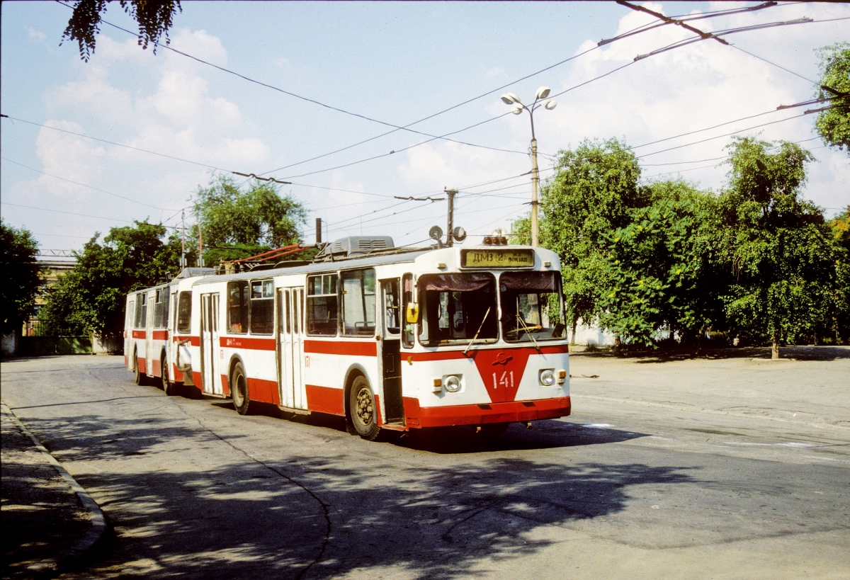 Донецк, ЗиУ-682В [В00] № 141; Донецк — Фотографии Дэвида Пирсона — 9-12.08.1993