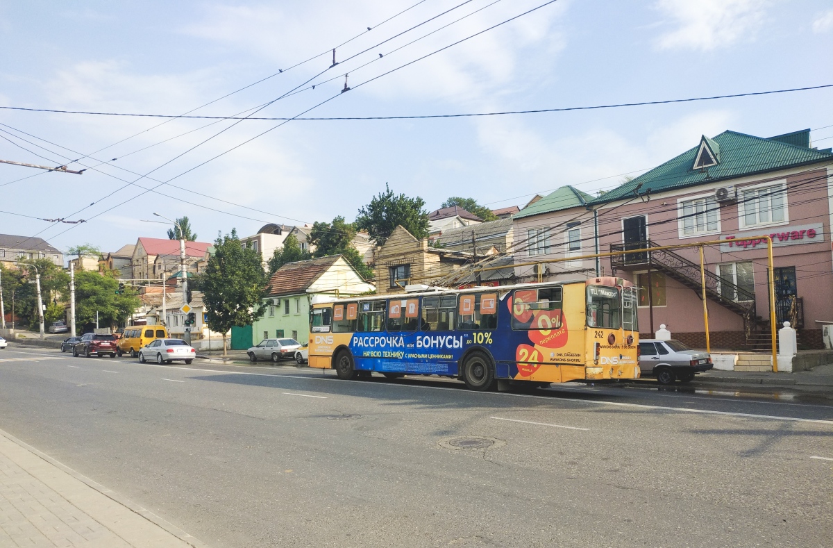 Махачкала, ЗиУ-682Г-016.05 № 242