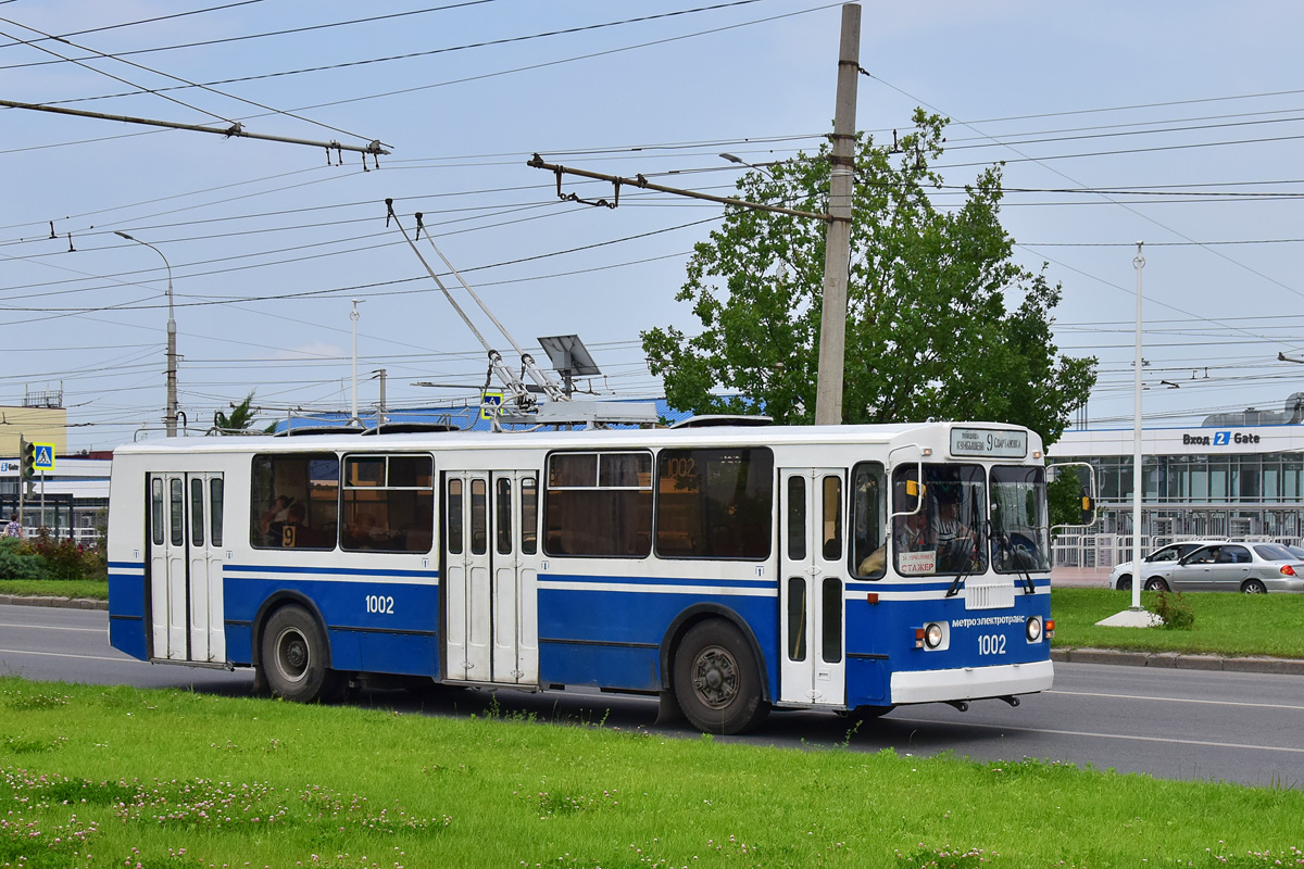 Волгоград, ЗиУ-682Г-016 (012) № 1002