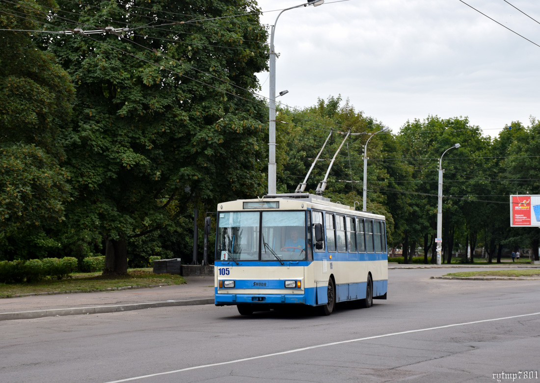 Ровно, Škoda 14Tr89/6 № 105