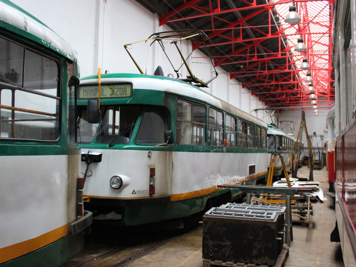 利貝雷茨 ― 亞布洛內茨, Tatra T2R # 18