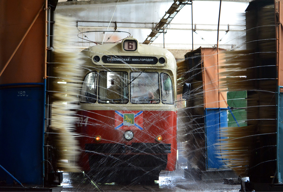 Владивосток — Разные фотографии; Владивосток — Тематические трамваи